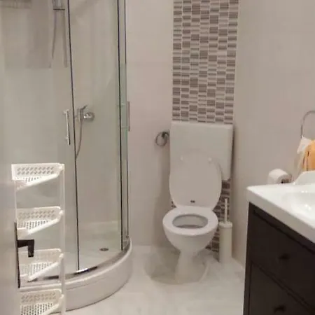 Neda Appartamento Drače