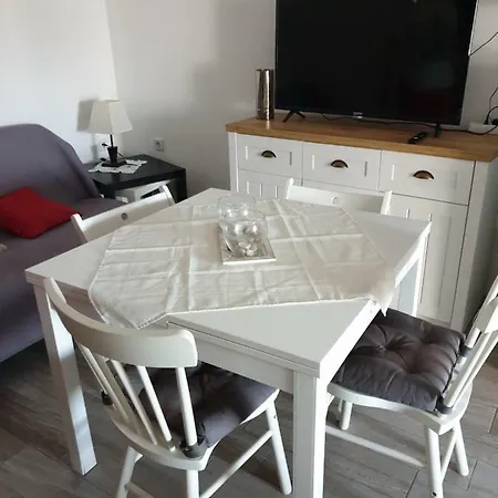 Neda Apartment